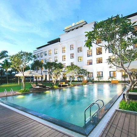 Nesta Hotel Danang Exterior photo