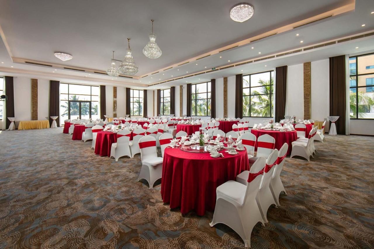 Nesta Hotel Danang Exterior photo