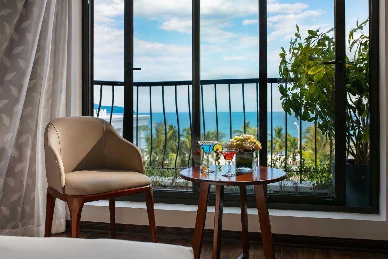 Nesta Hotel Danang Exterior photo
