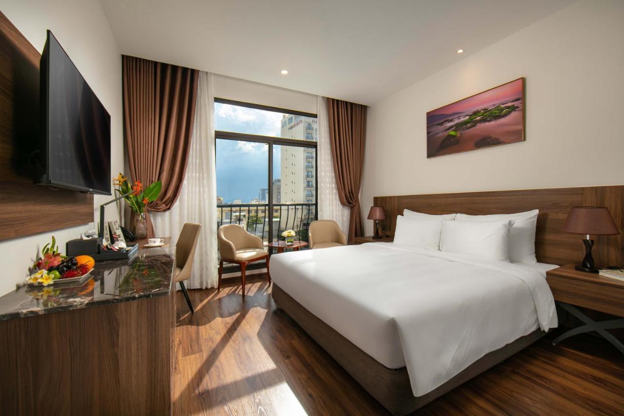 Nesta Hotel Danang Exterior photo