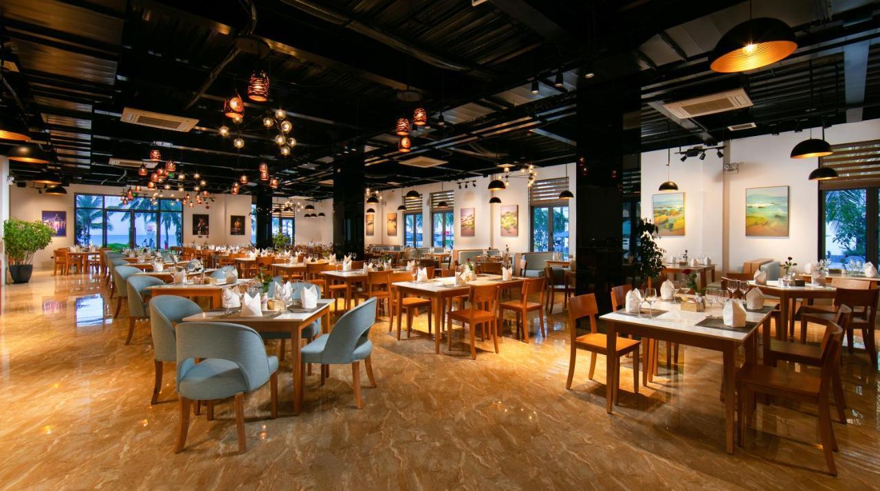 Nesta Hotel Danang Exterior photo