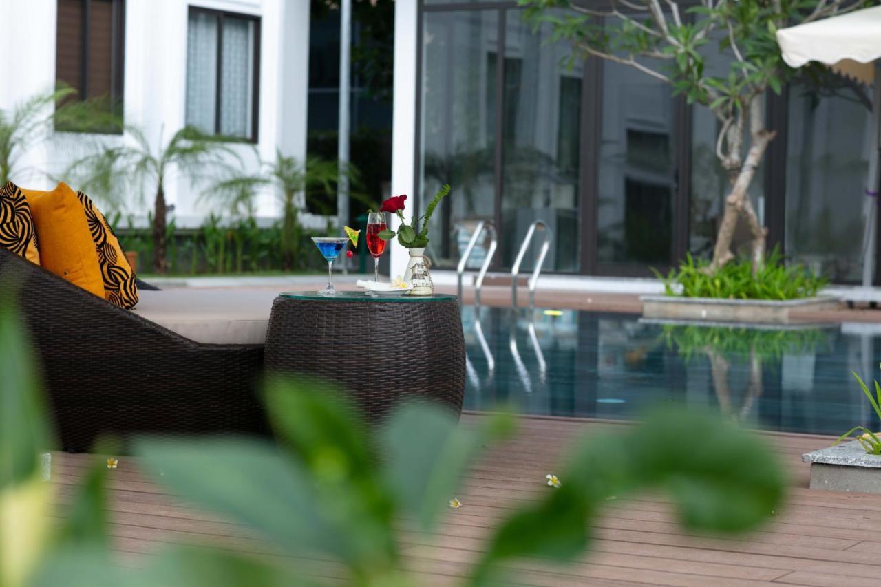 Nesta Hotel Danang Exterior photo