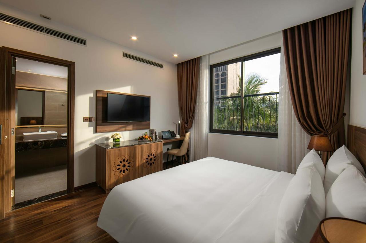 Nesta Hotel Danang Exterior photo