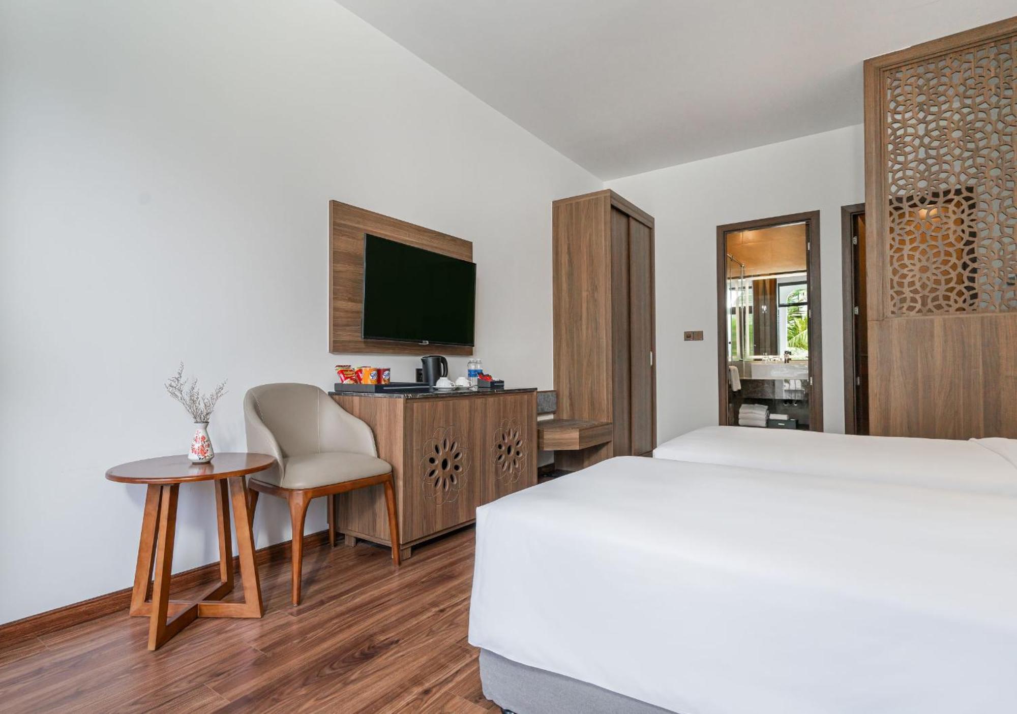 Nesta Hotel Danang Exterior photo
