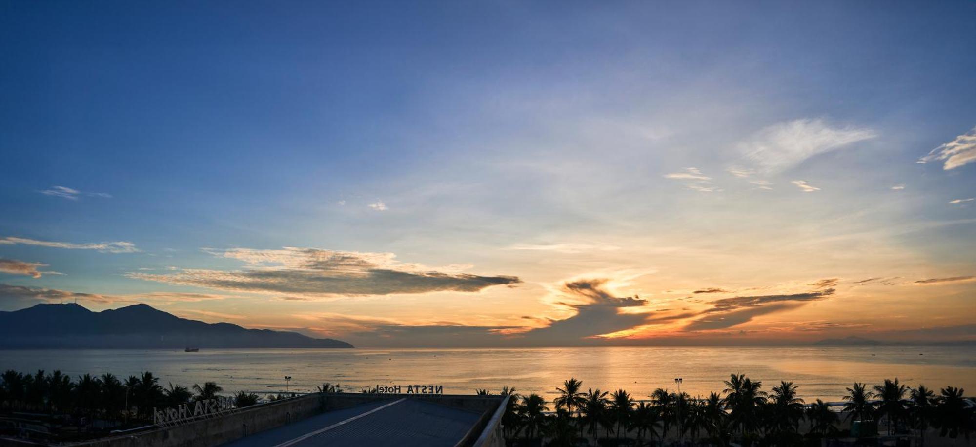 Nesta Hotel Danang Exterior photo